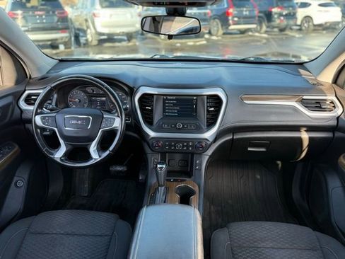 Used 2019 GMC Acadia SLE image 3