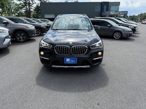 Used 2019 BMW X1 xDrive28i w/ Convenience Package AWD/4WD image 3