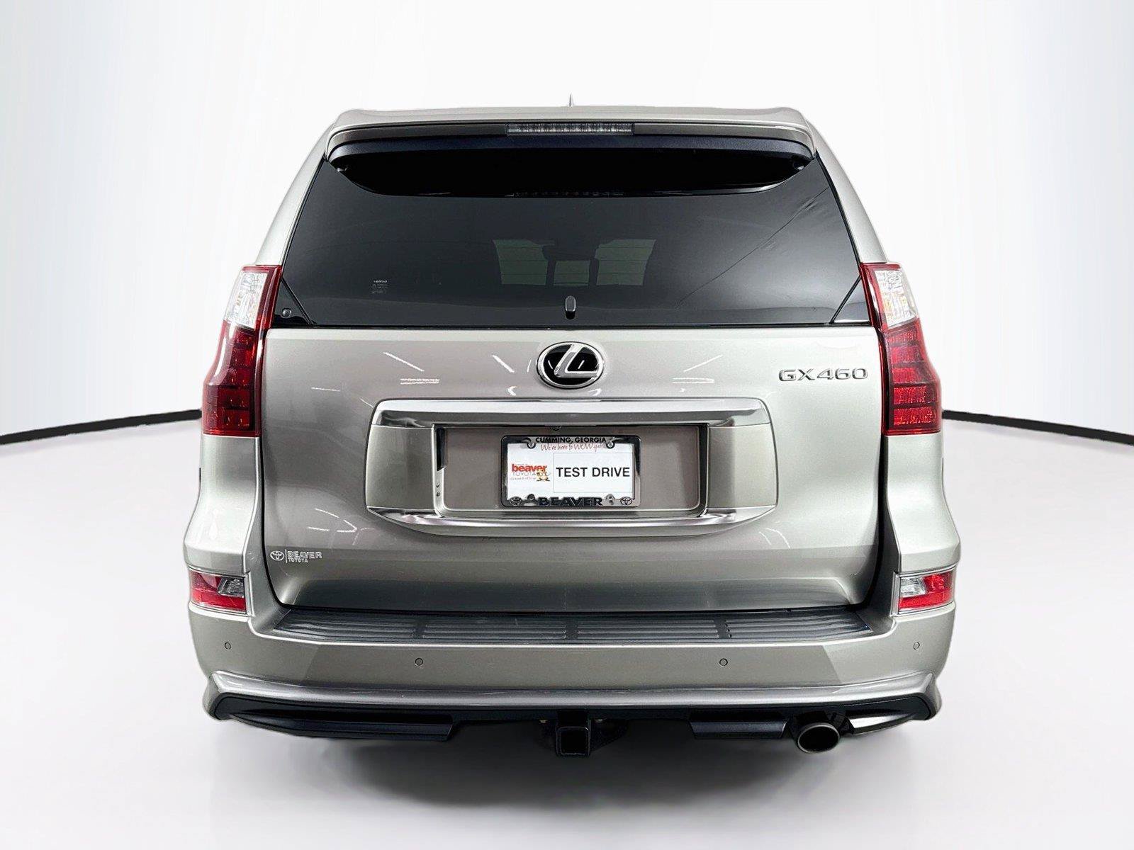 Used 2022 Lexus GX 460 Luxury w/ Sport Design Package AWD/4WD image 14