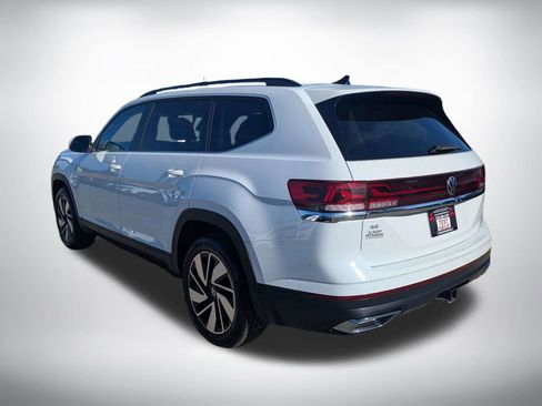 Used 2024 Volkswagen Atlas SE FWD image 5