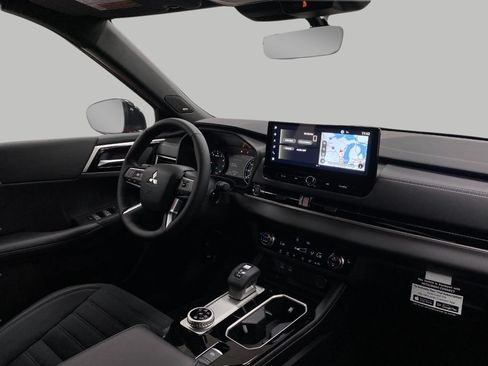 New 2026 Mitsubishi Outlander LE AWD/4WD image 50