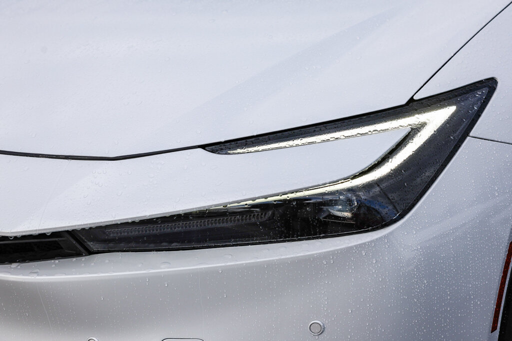Certified 2024 Toyota Prius XLE FWD image 21
