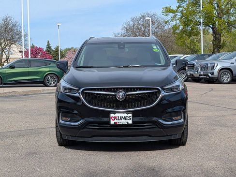 Used 2021 Buick Enclave Premium w/ Sun and Sites Package AWD/4WD image 2