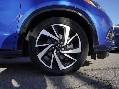 Used 2019 Honda HR-V Sport image 7