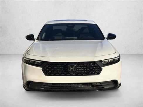 Used 2023 Honda Accord Sport image 2