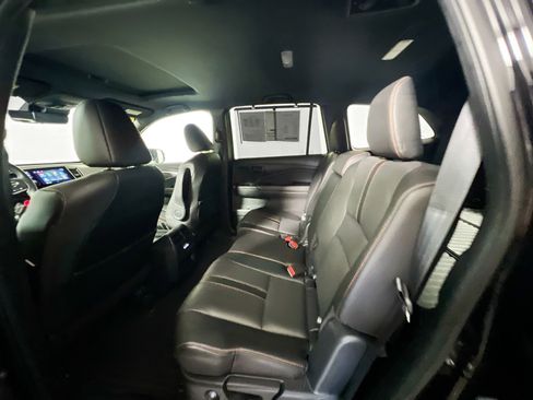 Used 2022 Honda Pilot TrailSport image 28