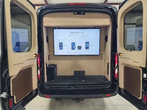 Used 2015 Ford Transit 250 148 Medium Roof w/ Premium Package image 17