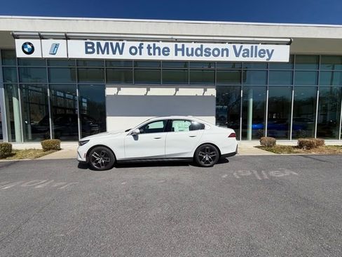 New 2026 BMW 530i xDrive w/ Premium Package image 1