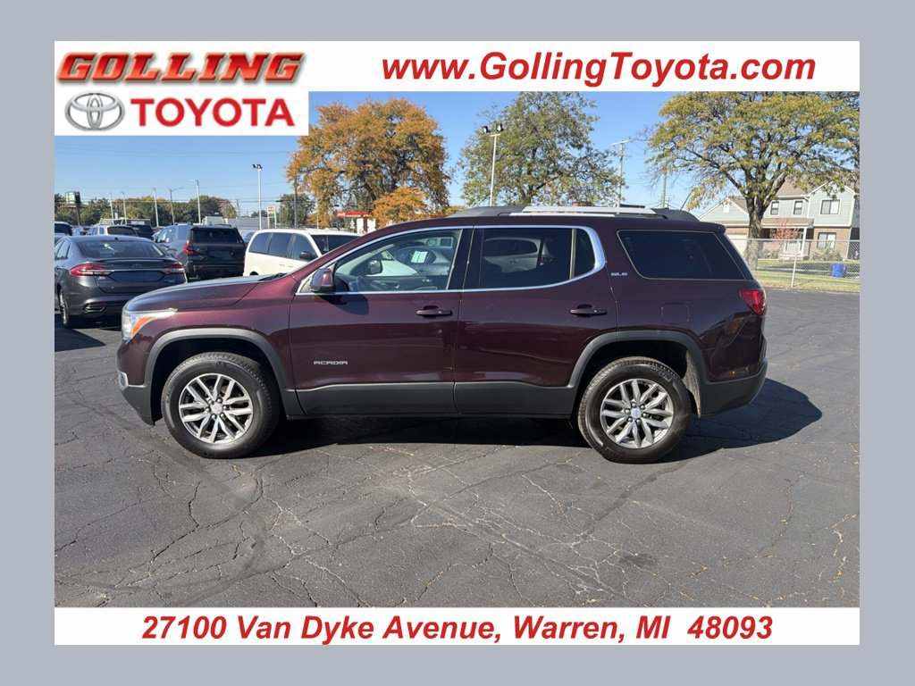 Used 2017 GMC Acadia SLE AWD/4WD image 1