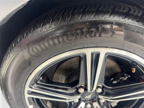 Used 2025 Ford Mustang Coupe image 78