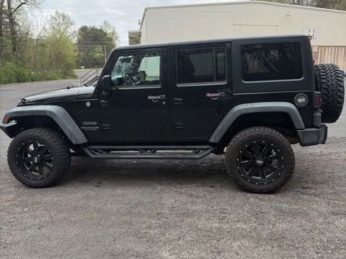 Used 2014 Jeep Wrangler Unlimited Sport w/ Quick Order Package 24S image 12