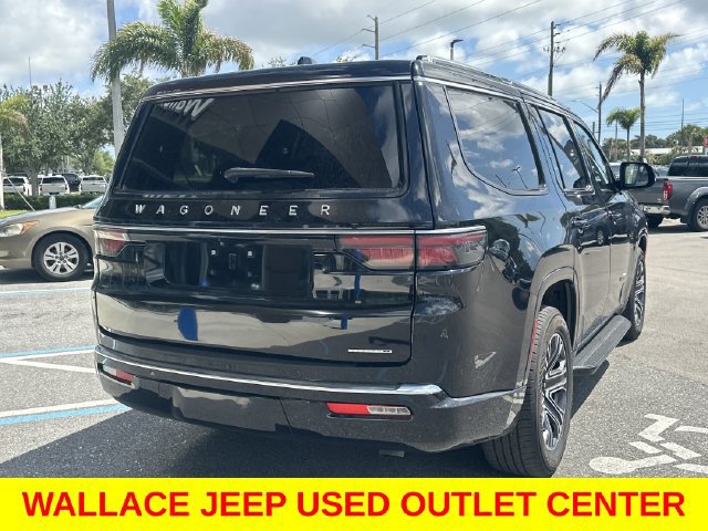 Used 2024 Jeep Wagoneer Series II w/ Flexible Seating Group AWD/4WD image 6