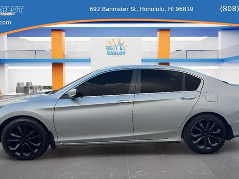 Used 2015 Honda Accord Sport image 3