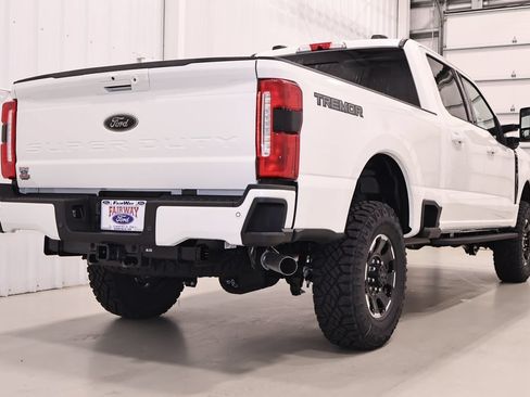 New 2026 Ford F250 Lariat AWD/4WD image 9