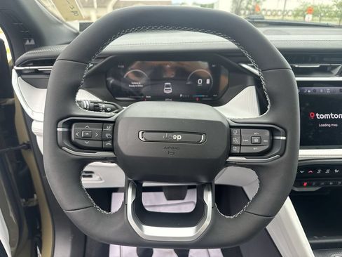 New 2026 Jeep Cherokee Overland w/ Advanced Pro Tech Group AWD/4WD image 21