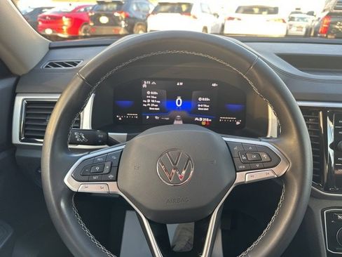 Used 2022 Volkswagen Atlas SE image 24