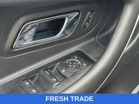 Used 2018 Ford Taurus SEL AWD/4WD image 25