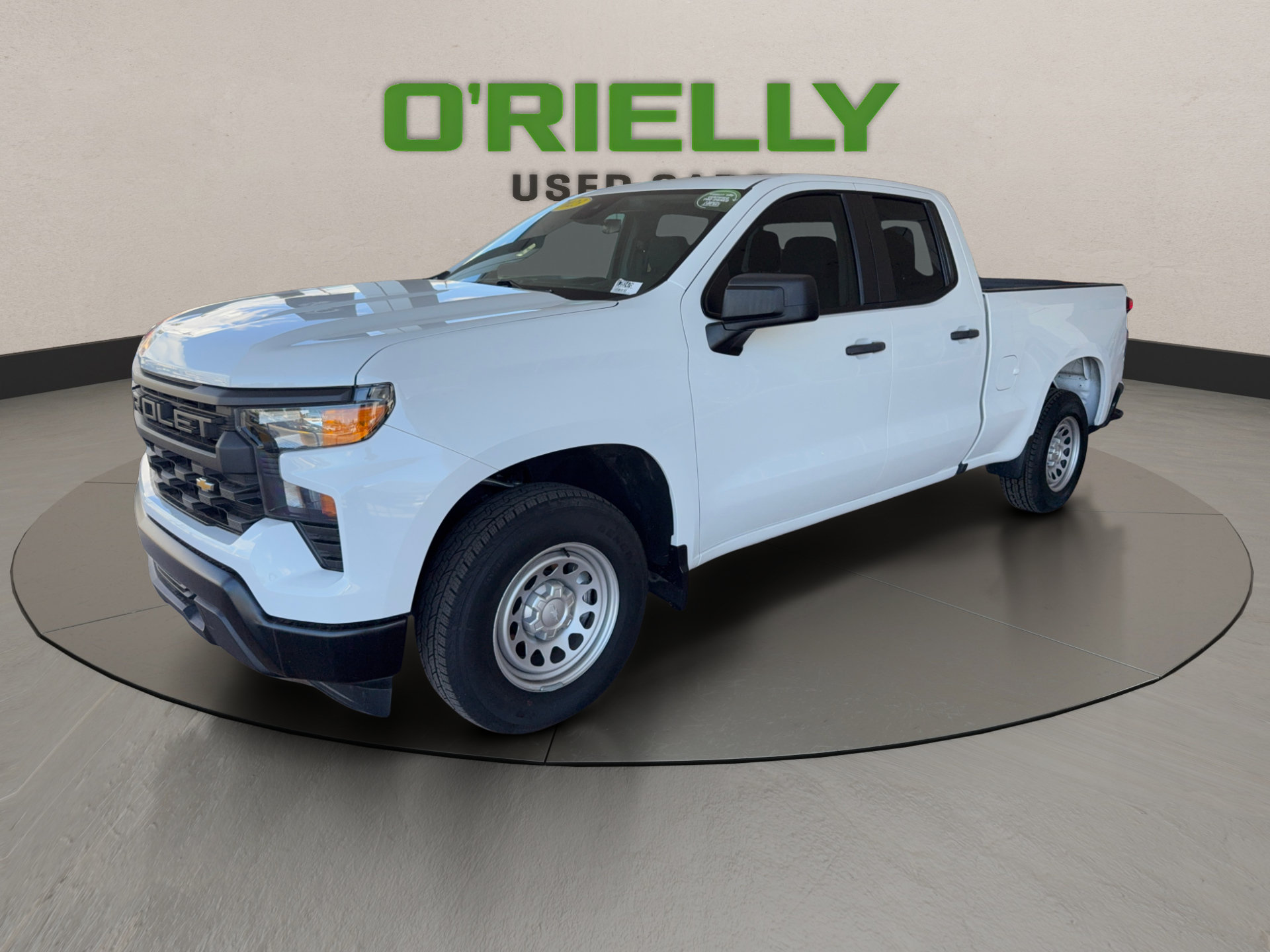 Used 2023 Chevrolet Silverado 1500 W/T w/ Trailering Package RWD image 2