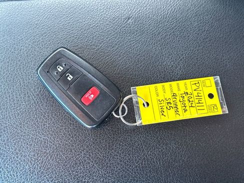 Used 2024 Toyota 4Runner SR5 Premium image 28