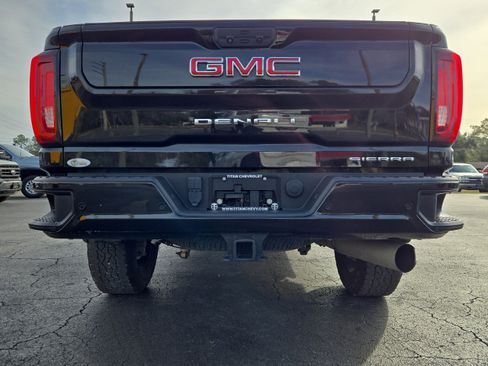 Used 2021 GMC Sierra 2500 Denali w/ Denali Black Diamond Edition image 11