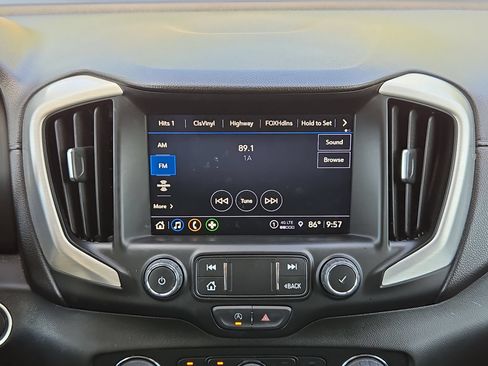 Used 2023 GMC Terrain SLT FWD image 17