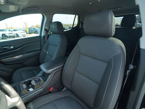 Used 2022 GMC Acadia SLE w/ Driver Convenience Package image 38