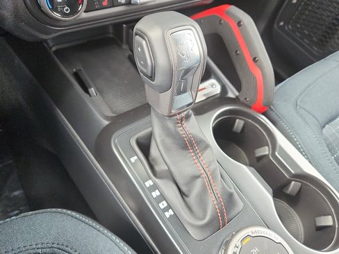 New 2026 Ford Bronco Heritage Edition image 10