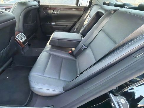 Used 2013 Mercedes-Benz S 550 4MATIC image 6