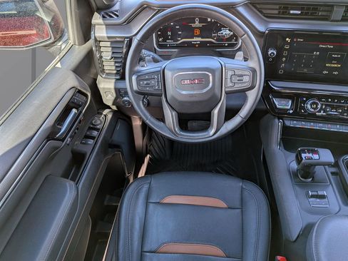 Used 2023 GMC Sierra 1500 AT4 w/ Technology Package image 15
