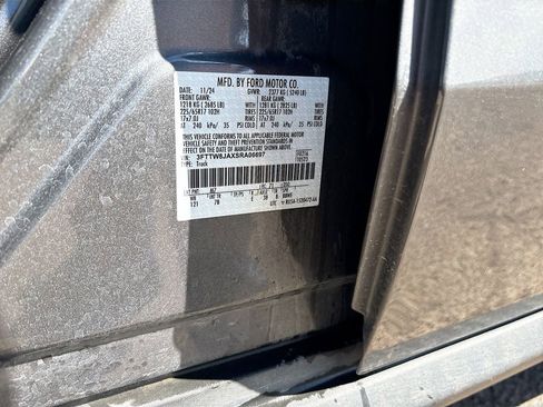 Used 2025 Ford Maverick XLT w/ Equipment Group 302A image 29