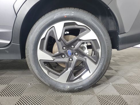 New 2025 Subaru Crosstrek 2.5i Limited w/ Crosstrek Mirror Package image 32