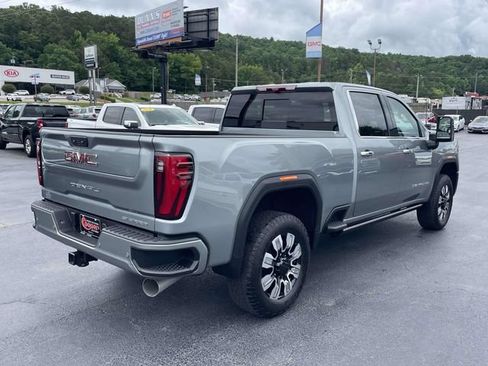 Certified 2025 GMC Sierra 3500 Denali w/ Denali Reserve Package AWD/4WD image 4