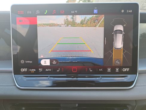 New 2026 Volkswagen Tiguan SE R-Line image 23