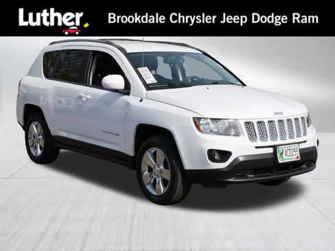 Used 2015 Jeep Compass Latitude AWD/4WD image 1