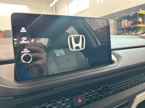 New 2026 Honda Accord LX image 25