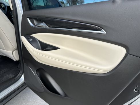 Used 2022 Buick Enclave Premium w/ Experience Buick Package image 34