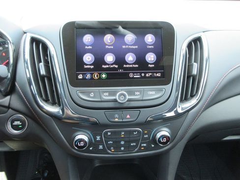 Certified 2024 Chevrolet Equinox RS FWD image 30