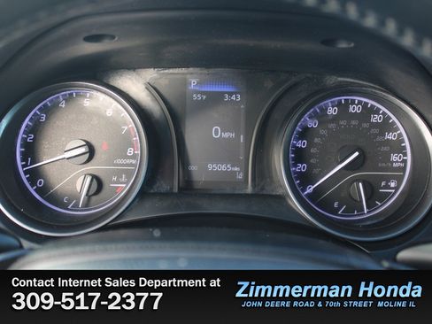 Used 2021 Toyota Camry SE w/ Convenience Package image 9