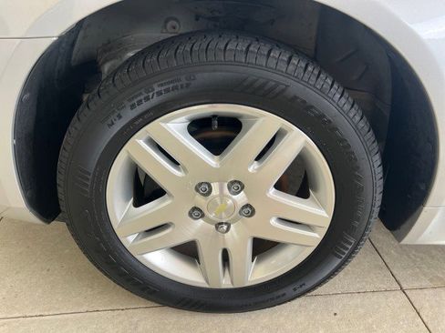 Used 2016 Chevrolet Impala LT image 27