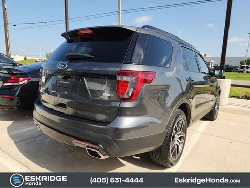 Used 2016 Ford Explorer Sport AWD/4WD image 4