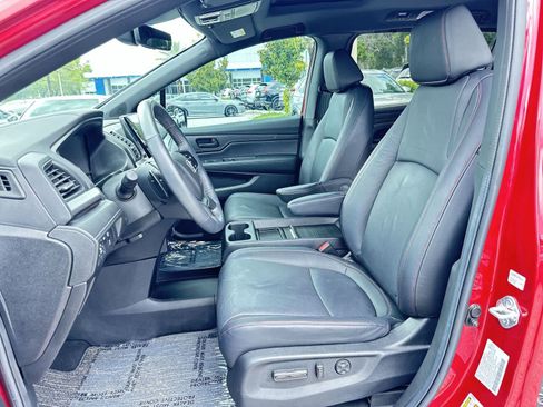 Used 2024 Honda Odyssey Sport image 14
