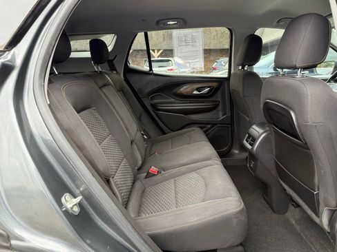 Used 2019 GMC Terrain SLE w/ Driver Convenience Package image 22
