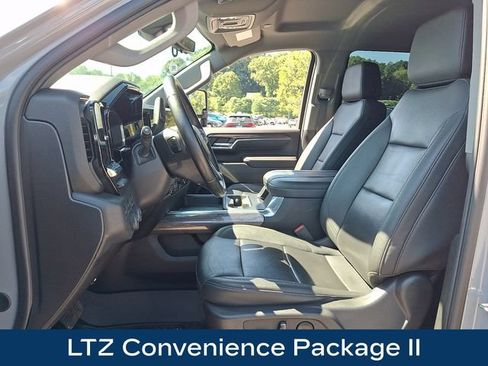 Used 2024 Chevrolet Silverado 2500 LTZ w/ LTZ Plus Package AWD/4WD image 2