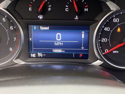 Certified 2023 GMC Acadia SLE w/ Driver Convenience Package image 16