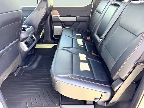Used 2024 Ford F250 Lariat AWD/4WD image 17
