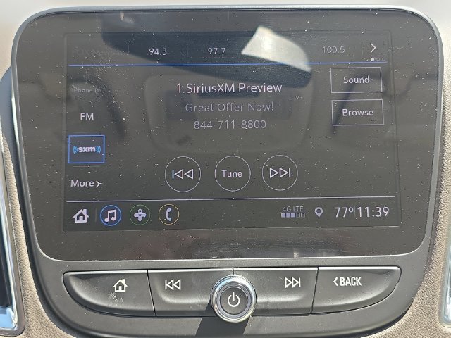 Used 2019 Chevrolet Malibu LT w/ Leather Package FWD image 13
