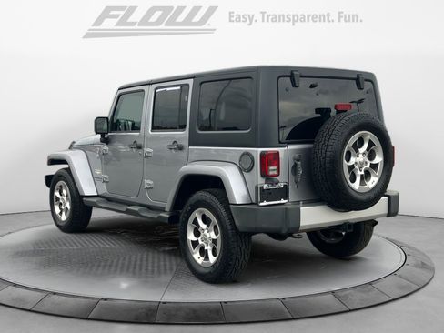 Used 2014 Jeep Wrangler Unlimited Sahara w/ Connectivity Group AWD/4WD image 6