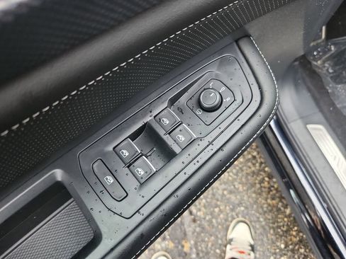 New 2026 Volkswagen Atlas Cross Sport SEL Premium R-Line image 12