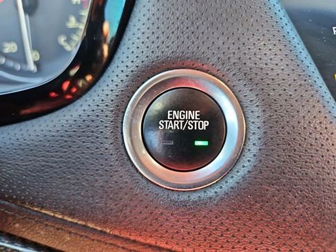 Used 2022 Cadillac XT5 Sportv w/ Technology Package image 16