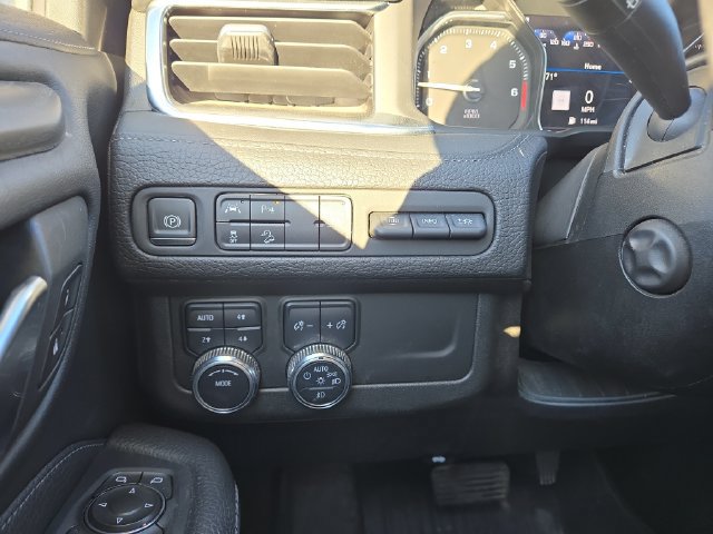Used 2021 GMC Yukon XL Denali AWD/4WD image 20